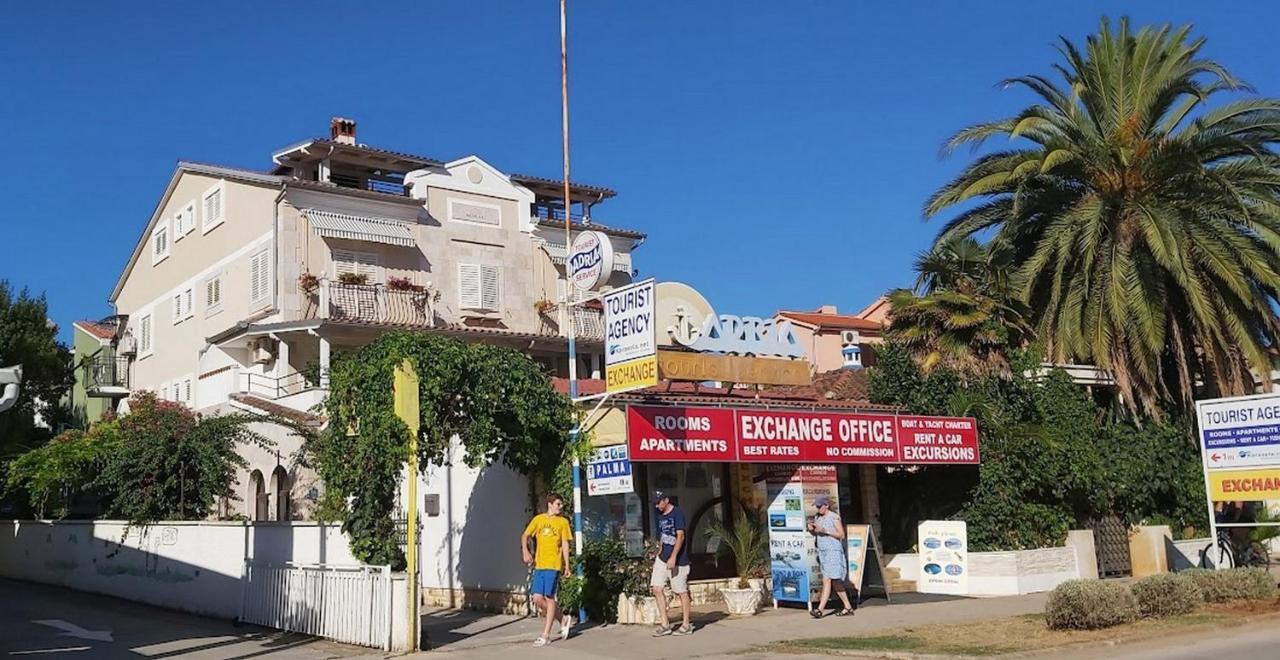 مبيت وإفطار ميدولين Bed & Breakfast Palma المظهر الخارجي الصورة
