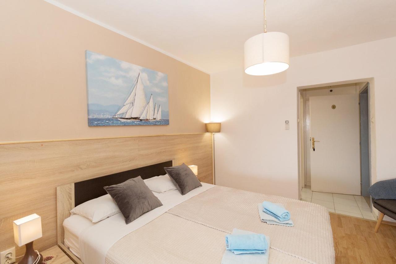 مبيت وإفطار ميدولين Bed & Breakfast Palma المظهر الخارجي الصورة