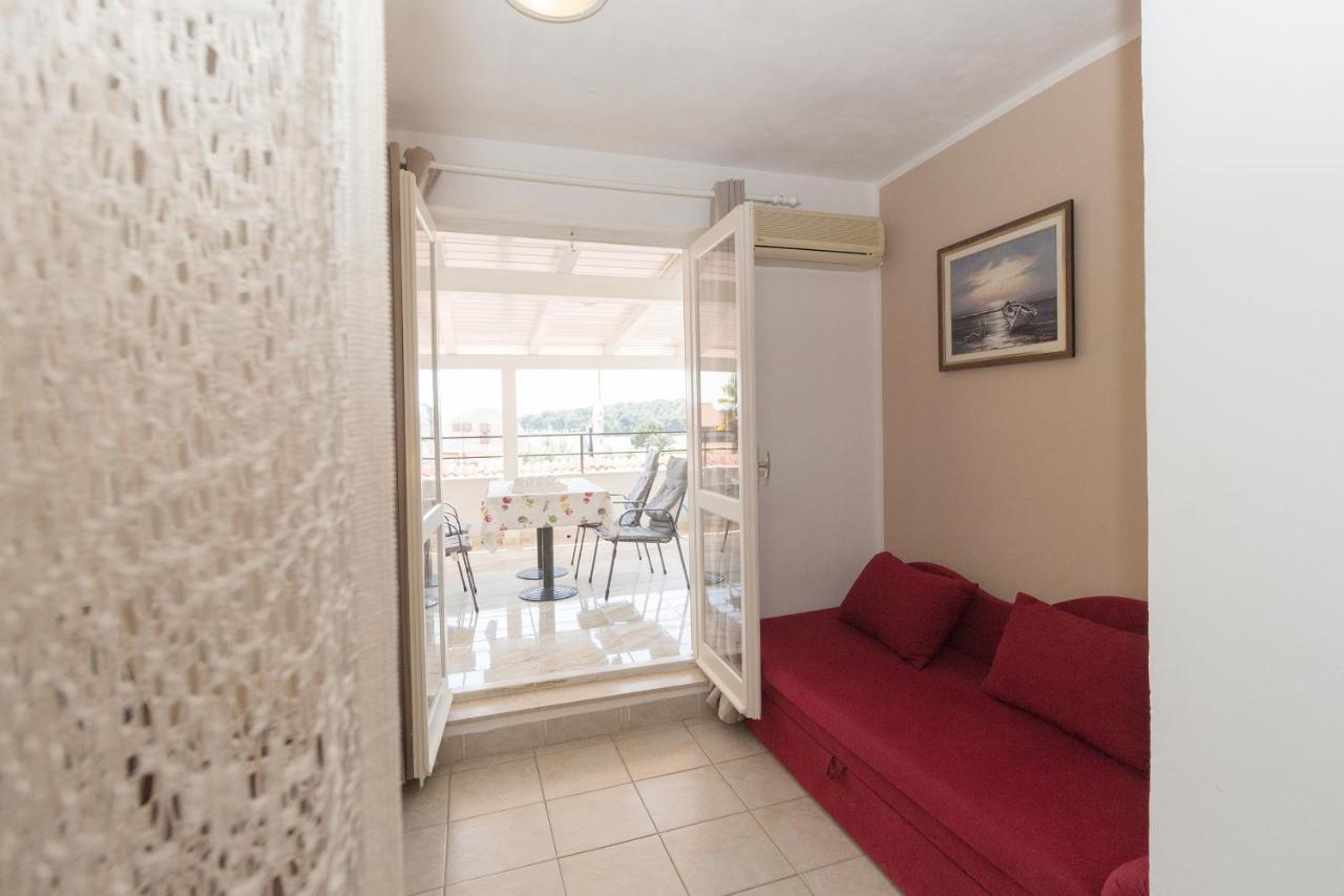 مبيت وإفطار ميدولين Bed & Breakfast Palma المظهر الخارجي الصورة