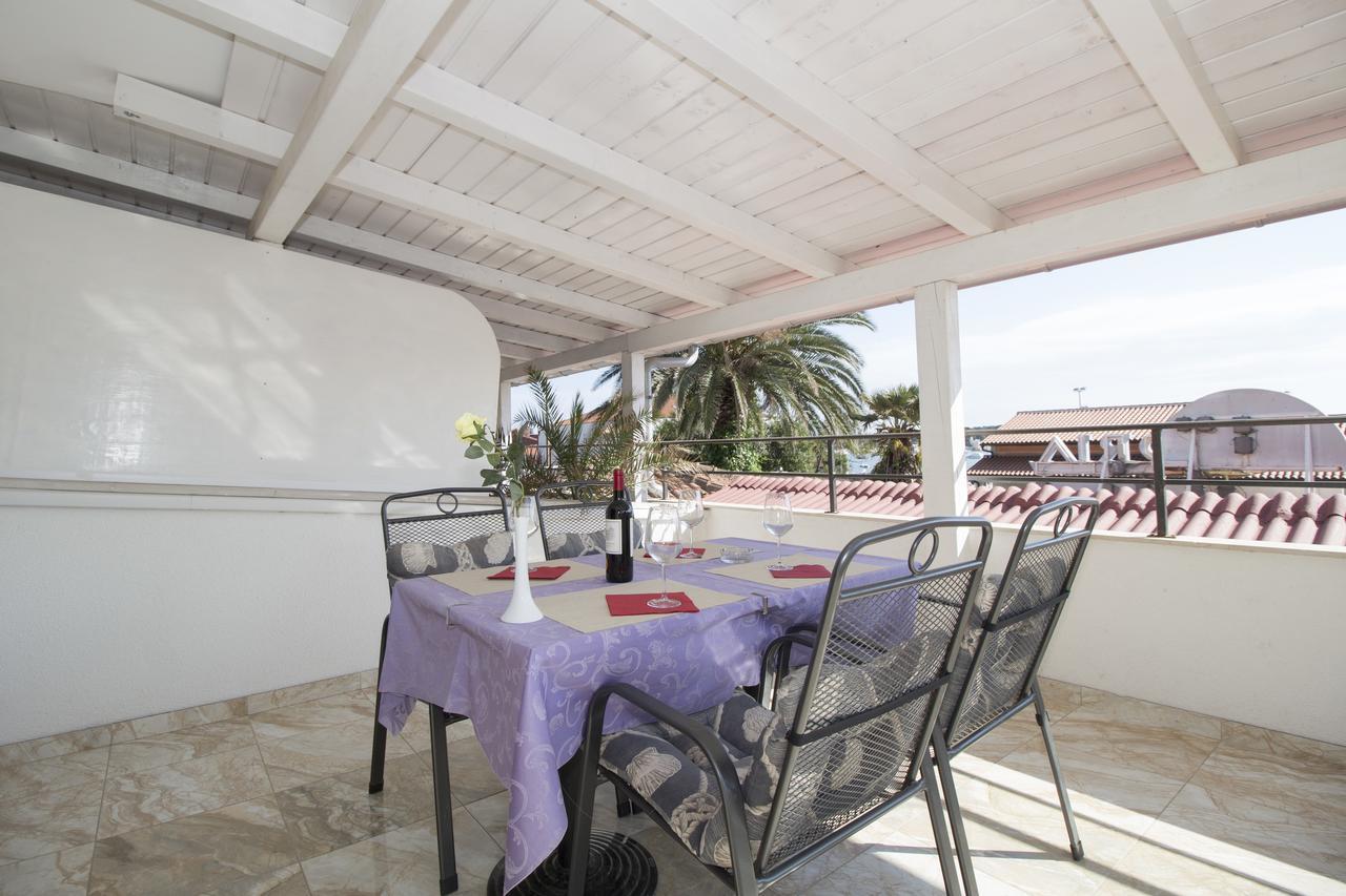 مبيت وإفطار ميدولين Bed & Breakfast Palma المظهر الخارجي الصورة