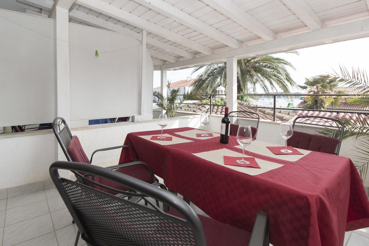 مبيت وإفطار ميدولين Bed & Breakfast Palma المظهر الخارجي الصورة