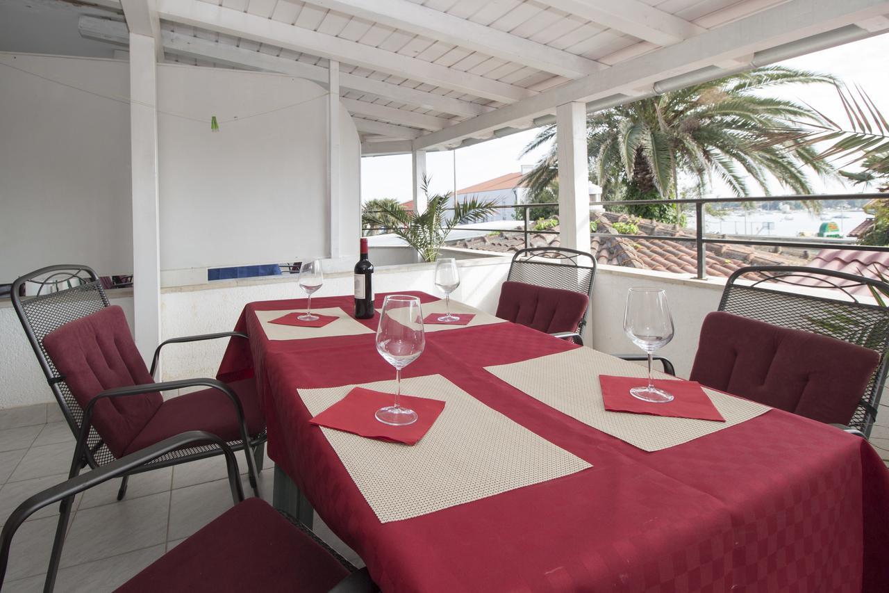 مبيت وإفطار ميدولين Bed & Breakfast Palma المظهر الخارجي الصورة